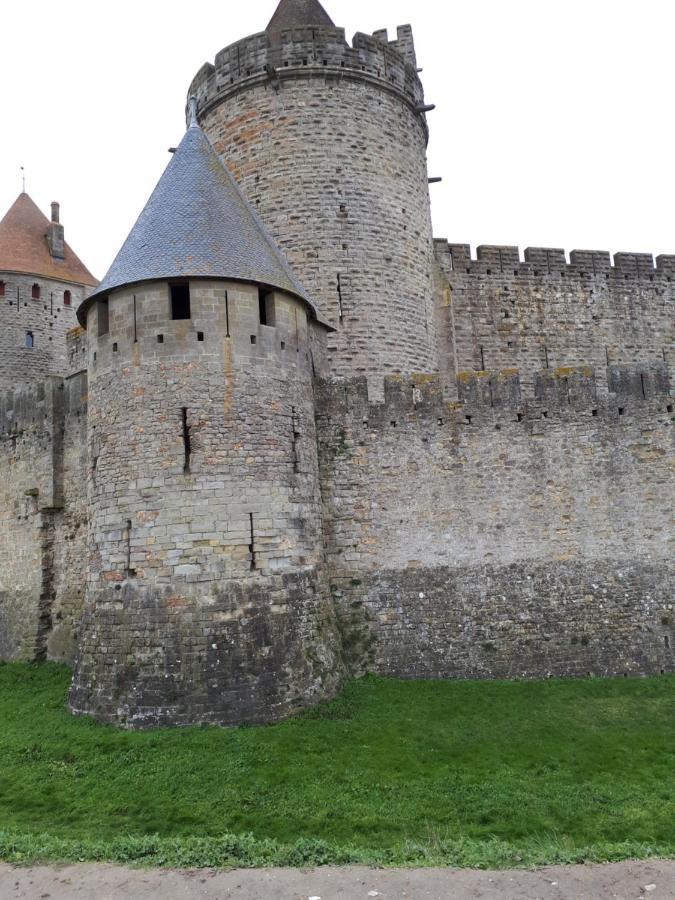 La Médéenne Alairac Esterno foto