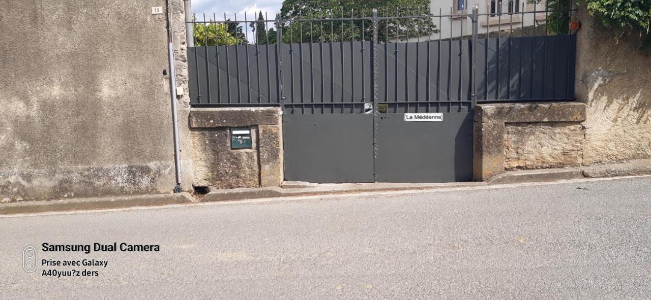 La Médéenne Alairac Esterno foto